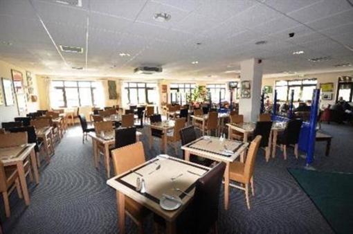 фото отеля The Wiltshire Hotel Wootton Bassett