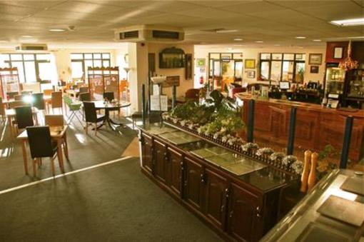фото отеля The Wiltshire Hotel Wootton Bassett