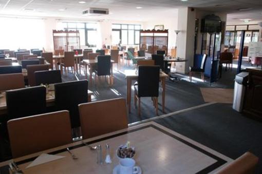 фото отеля The Wiltshire Hotel Wootton Bassett
