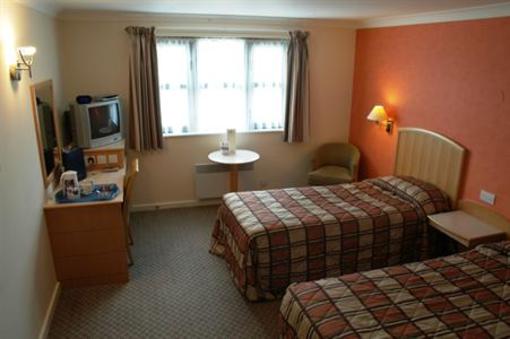 фото отеля The Wiltshire Hotel Wootton Bassett