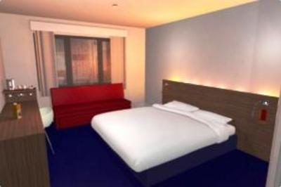 фото отеля Travelodge Edinburgh Central Queen Street