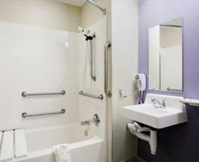 фото отеля Microtel Inn Denver International Airport