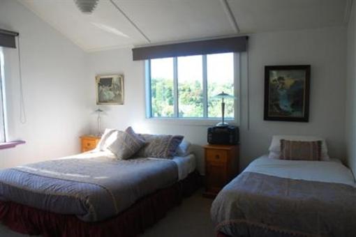 фото отеля Arden Street House Bed and Breakfast Dunedin