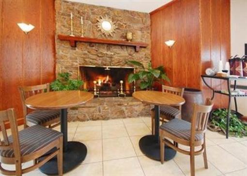 фото отеля Quality Inn & Suites Garden Of The Gods Colorado Springs