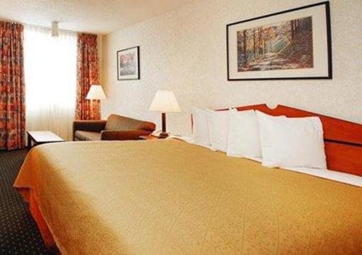 фото отеля Quality Inn & Suites Garden Of The Gods Colorado Springs