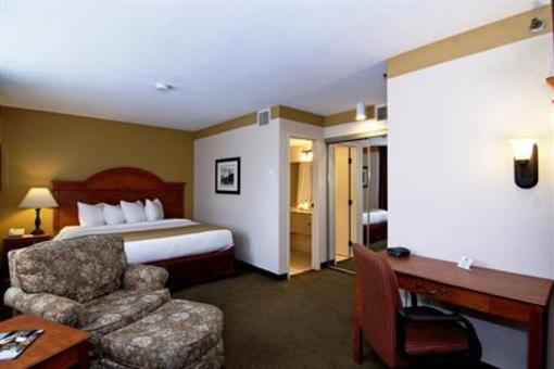 фото отеля BEST WESTERN Bandana Square