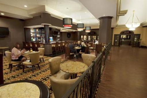 фото отеля Doubletree Hotel Modesto
