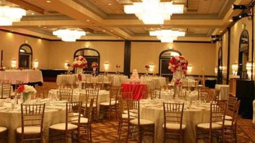 фото отеля Doubletree Hotel Modesto
