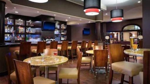 фото отеля Doubletree Hotel Modesto