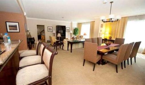 фото отеля Doubletree Hotel Modesto
