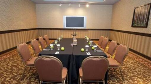 фото отеля Doubletree Hotel Modesto