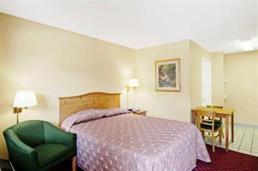фото отеля Extended Stay America - Dallas - Las Colinas - Carnaby Street