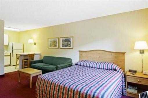 фото отеля Extended Stay America - Dallas - Las Colinas - Carnaby Street
