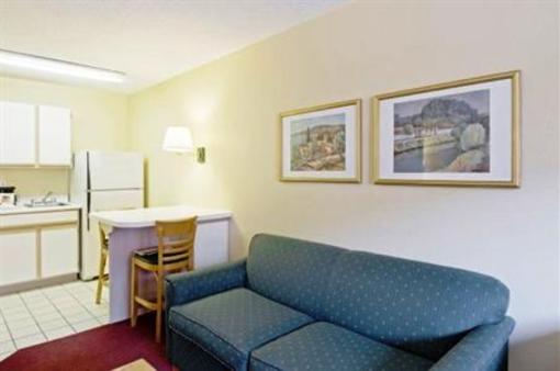 фото отеля Extended Stay America - Dallas - Las Colinas - Carnaby Street