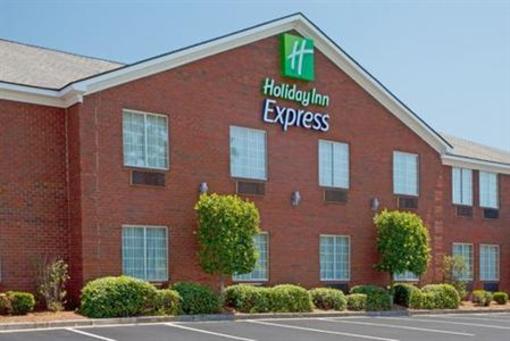фото отеля Holiday Inn Express Port Wentworth