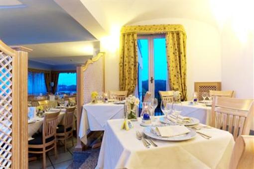 фото отеля Hotel Bellevue Benessere e Relax