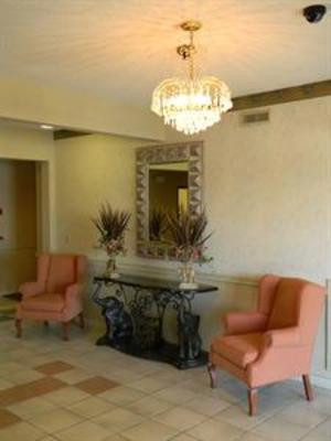 фото отеля BEST WESTERN Governors Inn & Suites