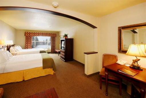фото отеля Holiday Inn Express & Suites - The Hunt Lodge