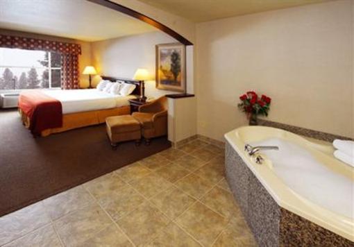 фото отеля Holiday Inn Express & Suites - The Hunt Lodge