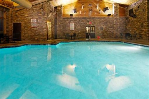 фото отеля Holiday Inn Express & Suites - The Hunt Lodge