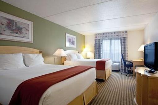 фото отеля Holiday Inn Express Hotel & Suites Mooresville - Lake Norman