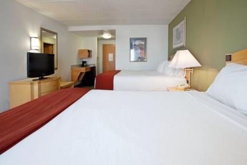фото отеля Holiday Inn Express Hotel & Suites Mooresville - Lake Norman