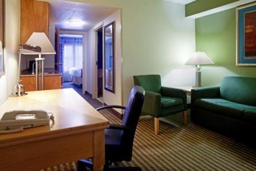 фото отеля Holiday Inn Express Hotel & Suites Mooresville - Lake Norman