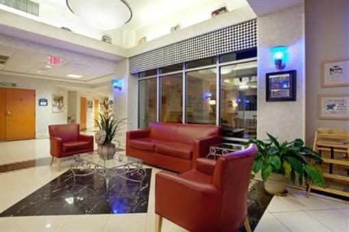 фото отеля Holiday Inn Express Hotel & Suites Mooresville - Lake Norman