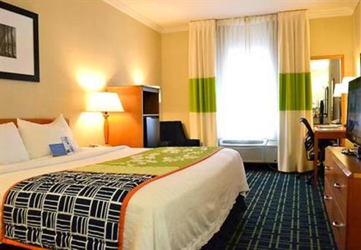 фото отеля Fairfield Inn Seatac Airport