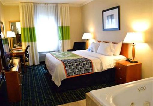 фото отеля Fairfield Inn Seatac Airport