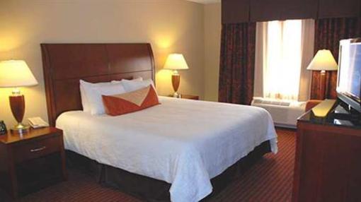 фото отеля Hilton Garden Inn Tupelo
