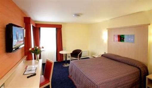 фото отеля Speedbird Inn Aberdeen