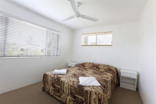 фото отеля Cannes Court Apartments Gold Coast