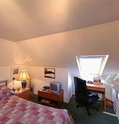 фото отеля Bield Bed & Breakfast Edinburgh