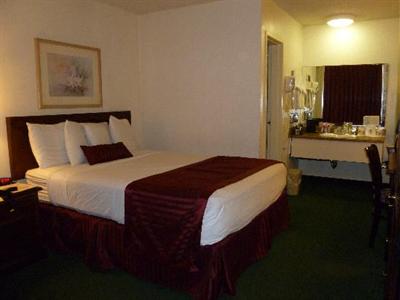 фото отеля Super 8 Anaheim Near Disneyland