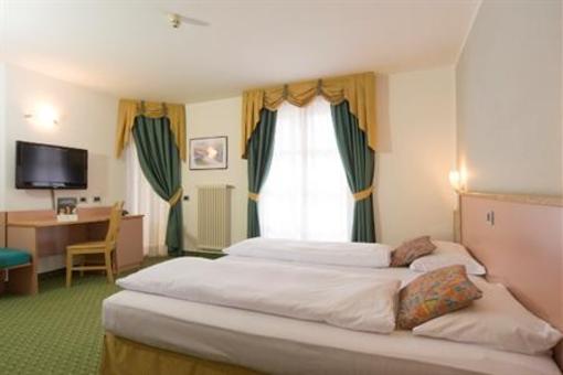 фото отеля AlpHoliday Dolomiti Wellness & Fun Hotel
