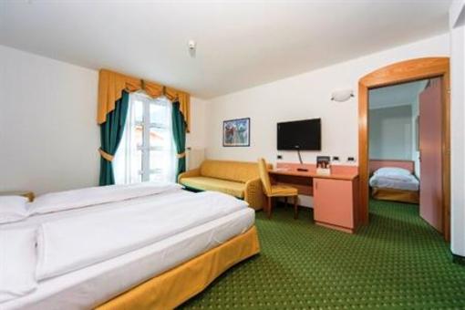 фото отеля AlpHoliday Dolomiti Wellness & Fun Hotel