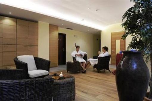 фото отеля AlpHoliday Dolomiti Wellness & Fun Hotel