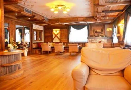фото отеля AlpHoliday Dolomiti Wellness & Fun Hotel