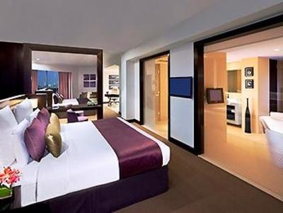 фото отеля Pullman Dubai Deira City Centre