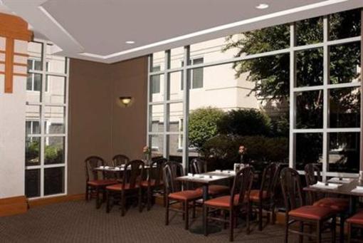 фото отеля Doubletree Hotel Richmond Airport