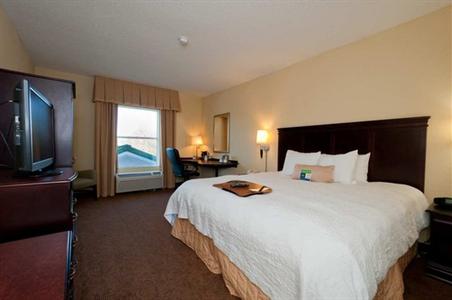 фото отеля Hampton Inn and Suites Charlotte Pineville