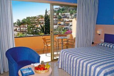 фото отеля Apartments Tur Palas Ibiza