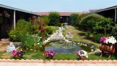 фото отеля Les Jardins d'Epone