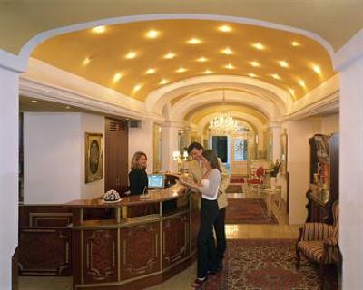 фото отеля BEST WESTERN Premier Hotel Romischer Kaiser