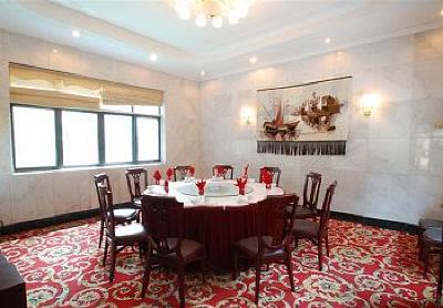 фото отеля Luchi Hotel
