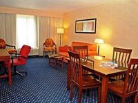 Courtyard by Marriott Bloomington