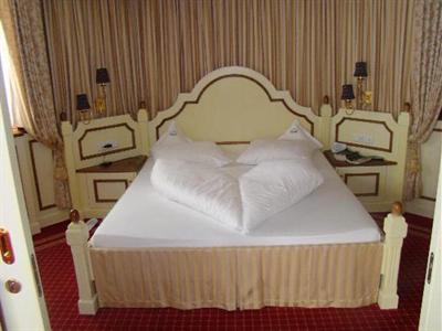фото отеля Hotel Schwarzenstein