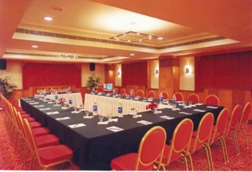 фото отеля Quality Inn Sabari