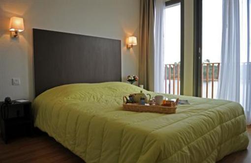 фото отеля Résidence All Suites Home La Teste-de-Buch